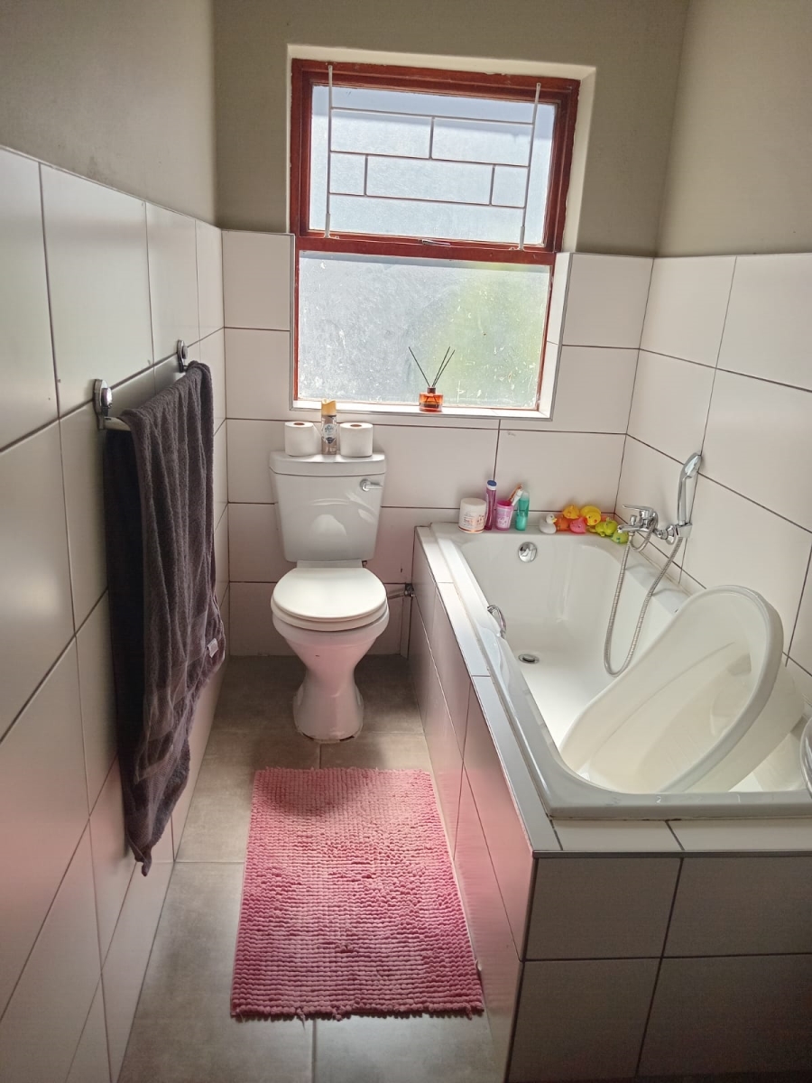 3 Bedroom Property for Sale in Strand Central Western Cape